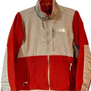 The North Face Denali Fleece Jacket – Women’s M, Red/Gray